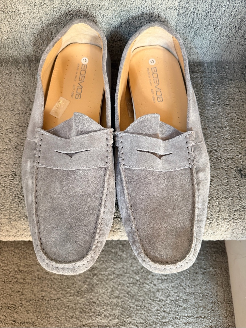 BOEMOS Men's Gray Suede Moccasins